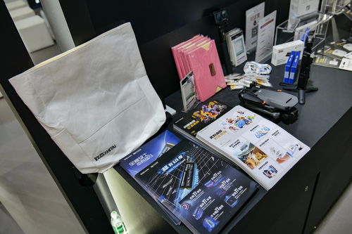 致態攜存儲卡新品亮相，為無人機與運動相機打造專業存儲解決方案